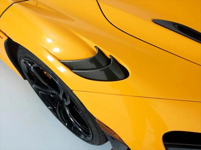 2025 McLaren 750S Coupe