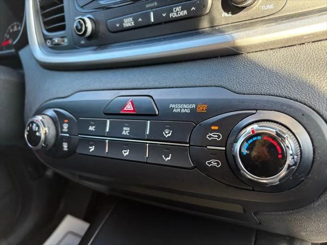 2017 Kia Sorento 2.4L LX