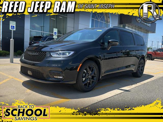 2026 Chrysler Pacifica Select for sale in Saint Joseph, MO