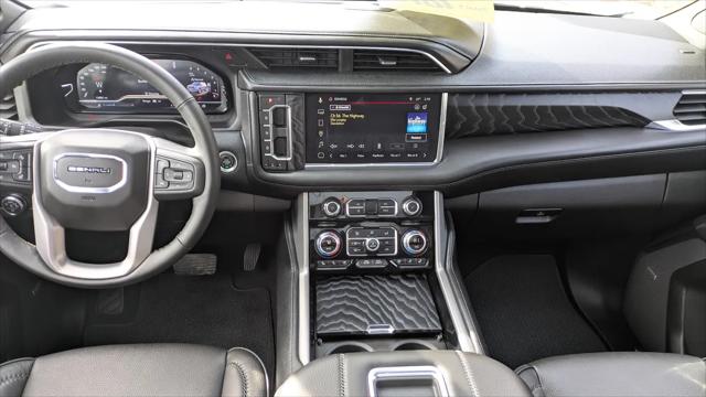 2024 GMC Yukon 4WD Denali