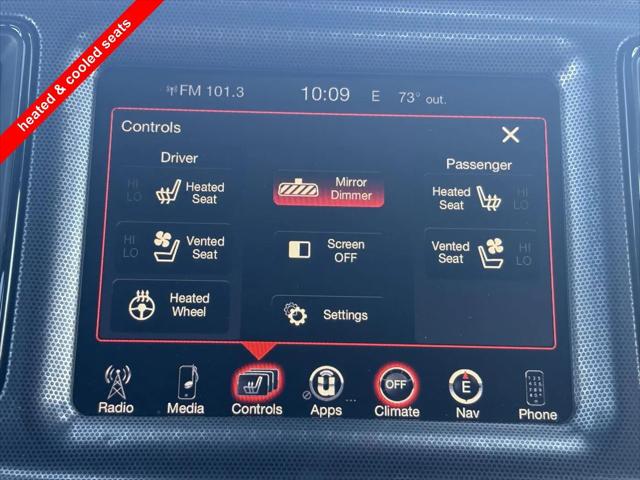 2015 Dodge Challenger R/T Plus