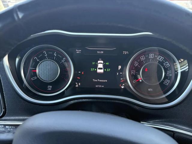 2015 Dodge Challenger R/T Plus