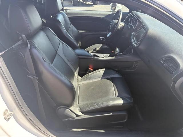 2015 Dodge Challenger R/T Plus