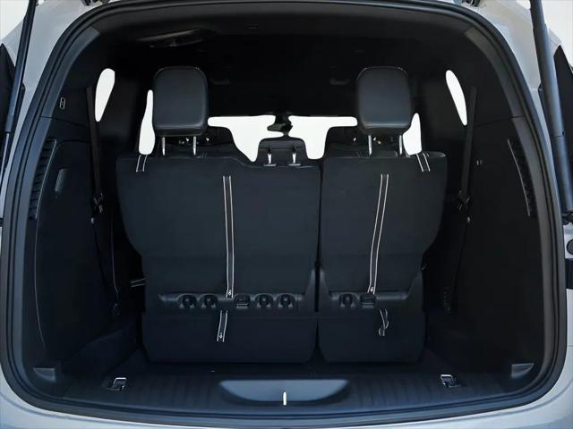 2026 Chrysler Pacifica Select AWD