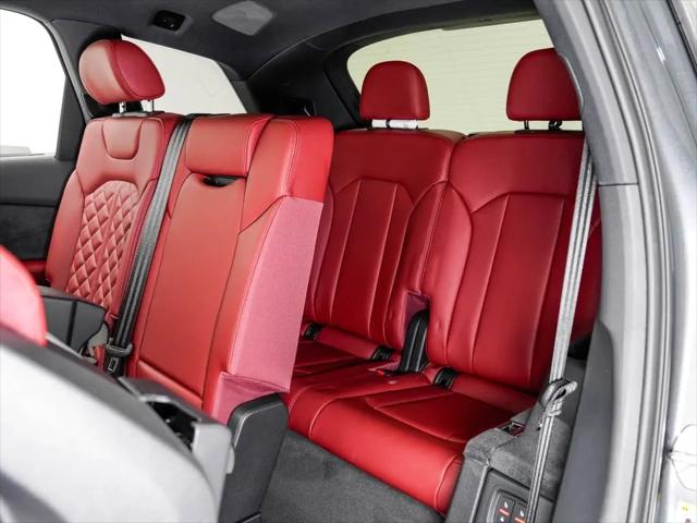2026 Audi SQ7 Prestige TFSI quattro tiptronic