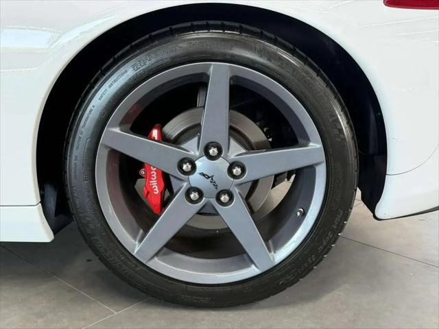 2005 Chevrolet Corvette Base
