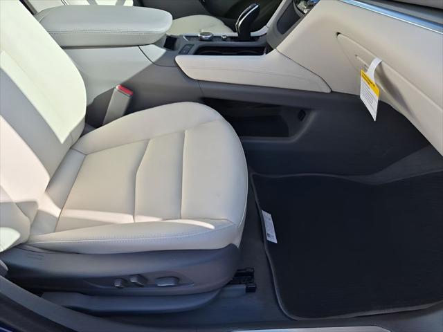 2026 Cadillac XT5 Premium Luxury FWD