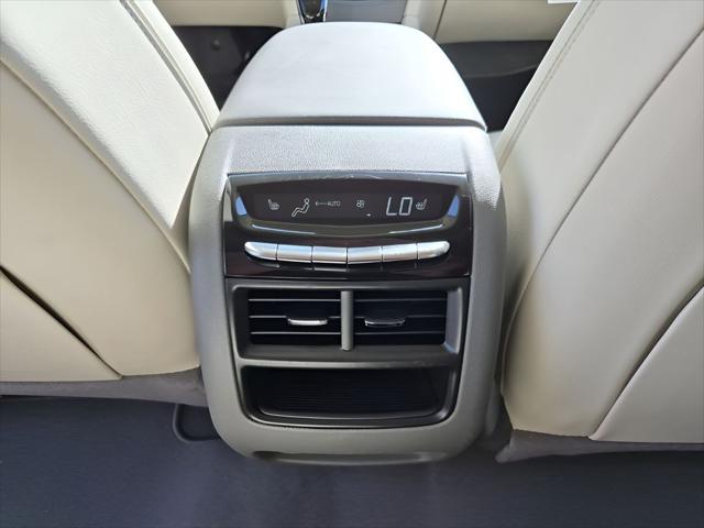 2026 Cadillac XT5 Premium Luxury FWD