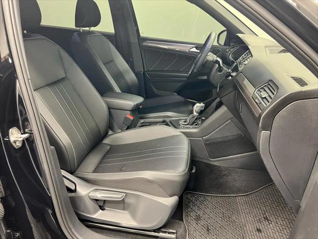 2023 Volkswagen Tiguan 2.0T SE R-Line Black