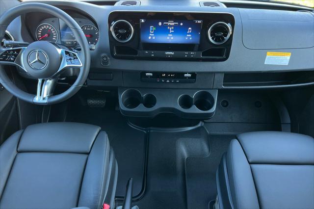 2026 Mercedes-Benz Sprinter 2500 Cargo 144 WB