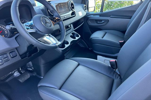 2026 Mercedes-Benz Sprinter 2500 Cargo 144 WB