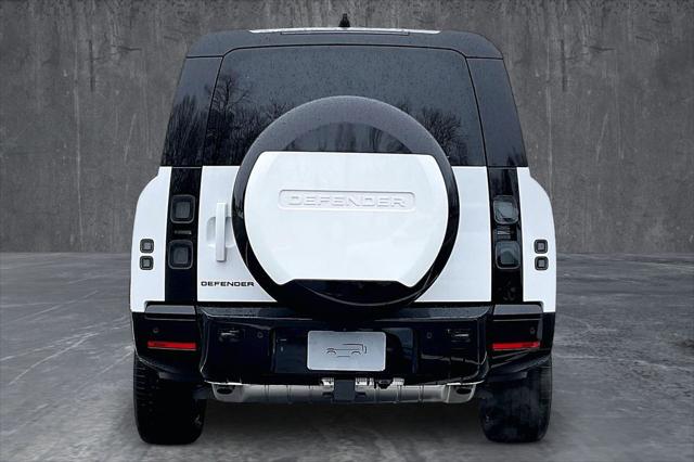 2026 Land Rover Defender X-Dynamic SE