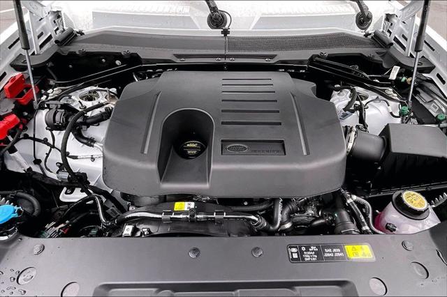 2026 Land Rover Defender X-Dynamic SE
