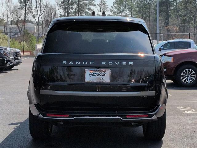 2025 Land Rover Range Rover P400 SE 7 Seat