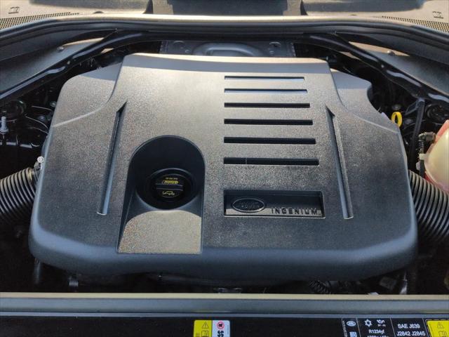 2025 Land Rover Range Rover P400 SE 7 Seat