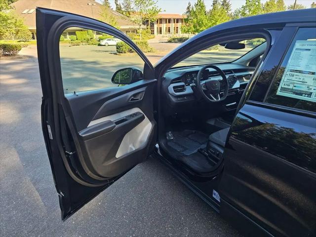 2027 Chevrolet Bolt LT FWD