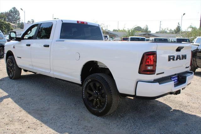 2026 Ram 3500 Big Horn Crew Cab 4x4 8 Box
