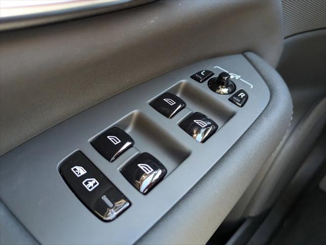 2026 Volvo XC90 Plus, B6 AWD Gas (mild hybrid), Gasoline, Bright, 7 Seats