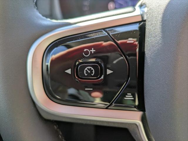 2026 Volvo XC90 Plus, B6 AWD Gas mild hybrid, Gasoline, Bright, 7 Seats