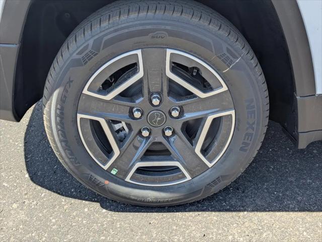 2026 Jeep Cherokee Laredo 4x4