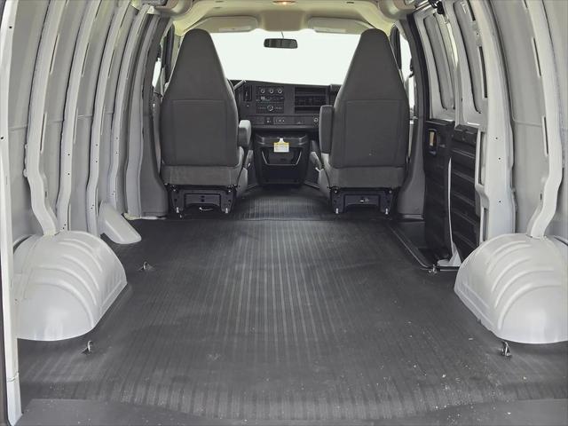 2026 Chevrolet Express Cutaway 4500 Van