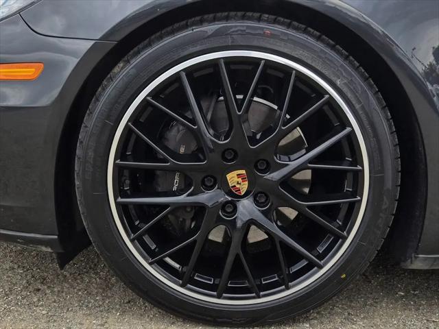 2020 Porsche Panamera 4