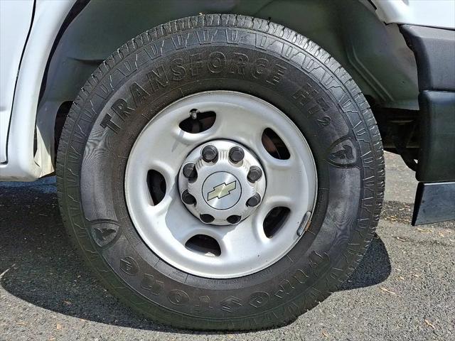 2020 Chevrolet Express Passenger RWD 3500 Extended Wheelbase LS