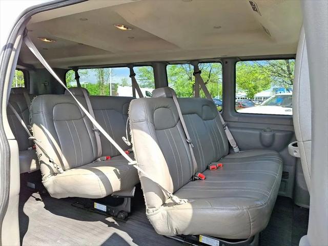 2020 Chevrolet Express Passenger RWD 3500 Extended Wheelbase LS