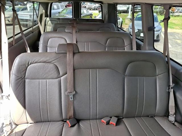 2020 Chevrolet Express Passenger RWD 3500 Extended Wheelbase LS