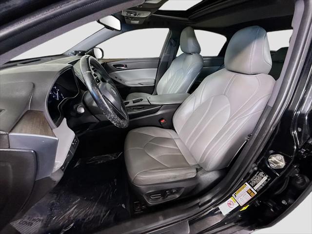 2019 Toyota Avalon XLE