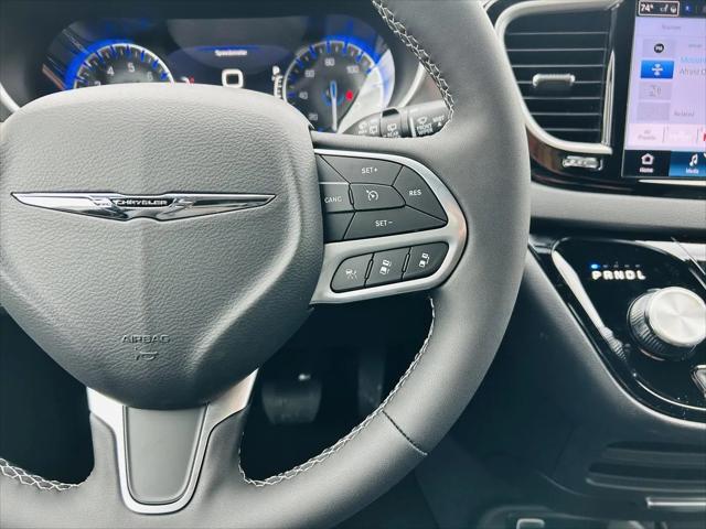 2026 Chrysler Voyager LX
