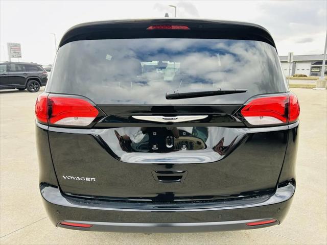 2026 Chrysler Voyager LX