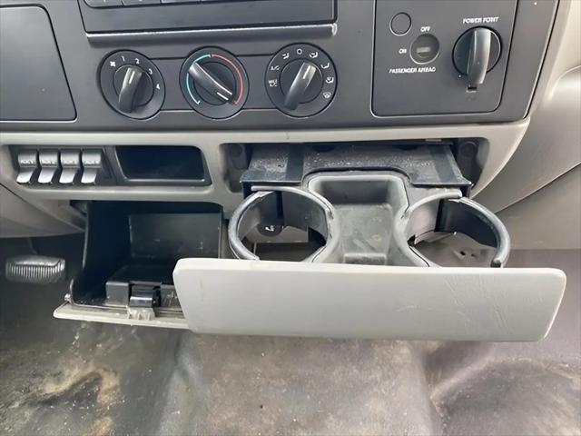 2006 Ford F-550 XL
