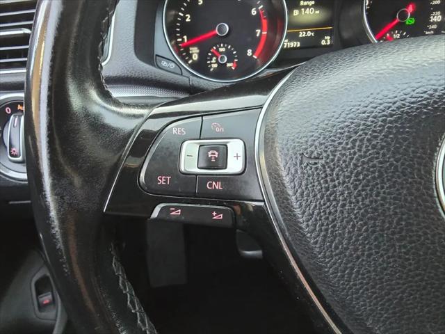 2018 Volkswagen Passat 2.0T SE