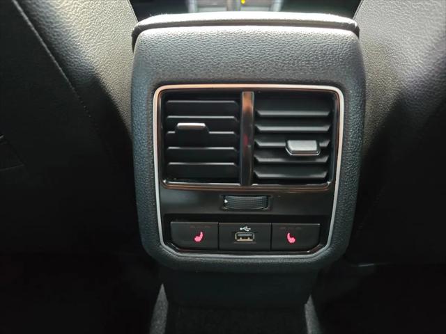 2018 Volkswagen Passat 2.0T SE