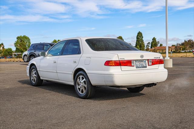 2000 Toyota Camry LE