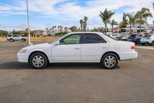 2000 Toyota Camry LE