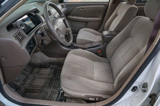 2000 Toyota Camry LE