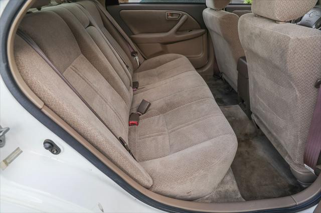 2000 Toyota Camry LE