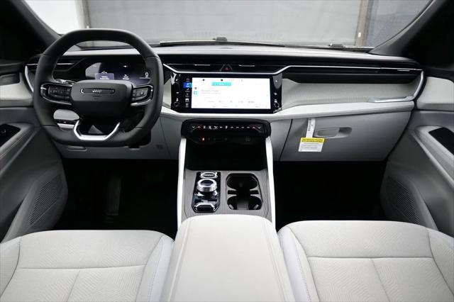 2026 Jeep Cherokee Laredo 4x4