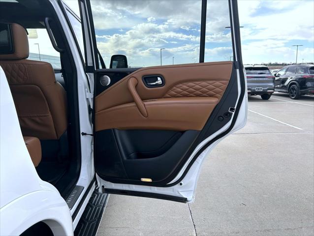 2022 INFINITI QX80 SENSORY AWD