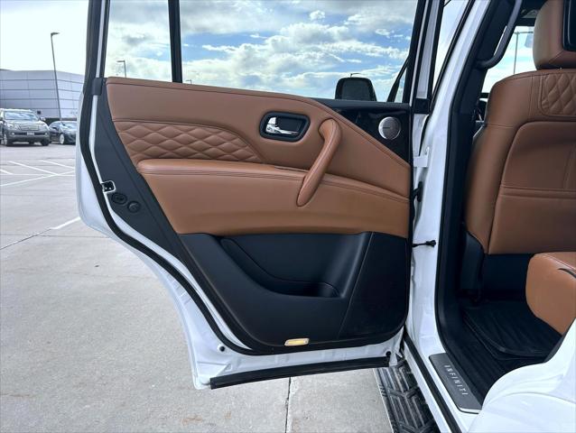 2022 INFINITI QX80 SENSORY AWD