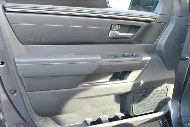 2026 Toyota Tundra SR5 CrewMax 5.5' Bed