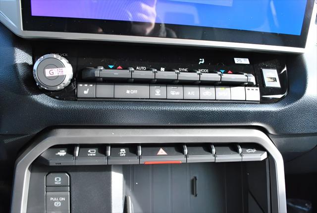 2026 Toyota Tundra SR5 CrewMax 5.5' Bed