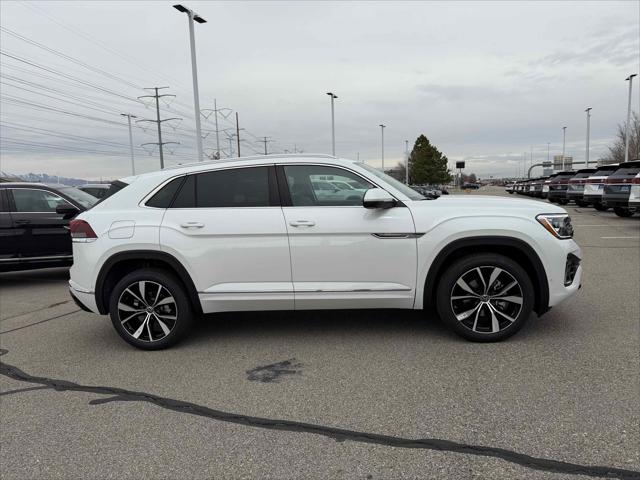 2026 Volkswagen Atlas Cross Sport SEL Premium R-Line