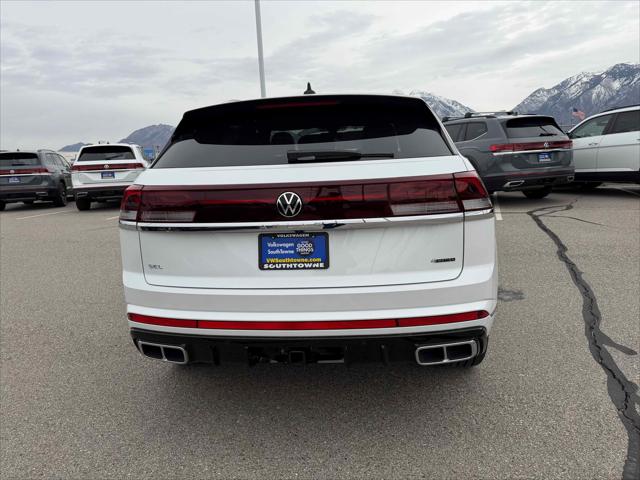 2026 Volkswagen Atlas Cross Sport SEL Premium R-Line