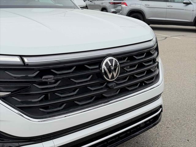 2026 Volkswagen Atlas Cross Sport SEL Premium R-Line