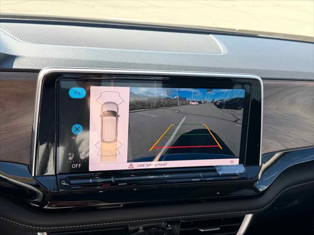 2026 Volkswagen Atlas SE with Technology