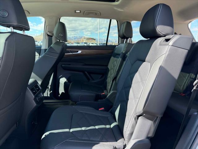 2026 Volkswagen Atlas SE with Technology