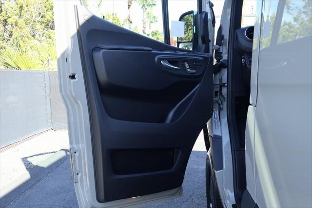 2026 Mercedes-Benz Sprinter 2500 Standard Roof 4-Cyl Diesel HO